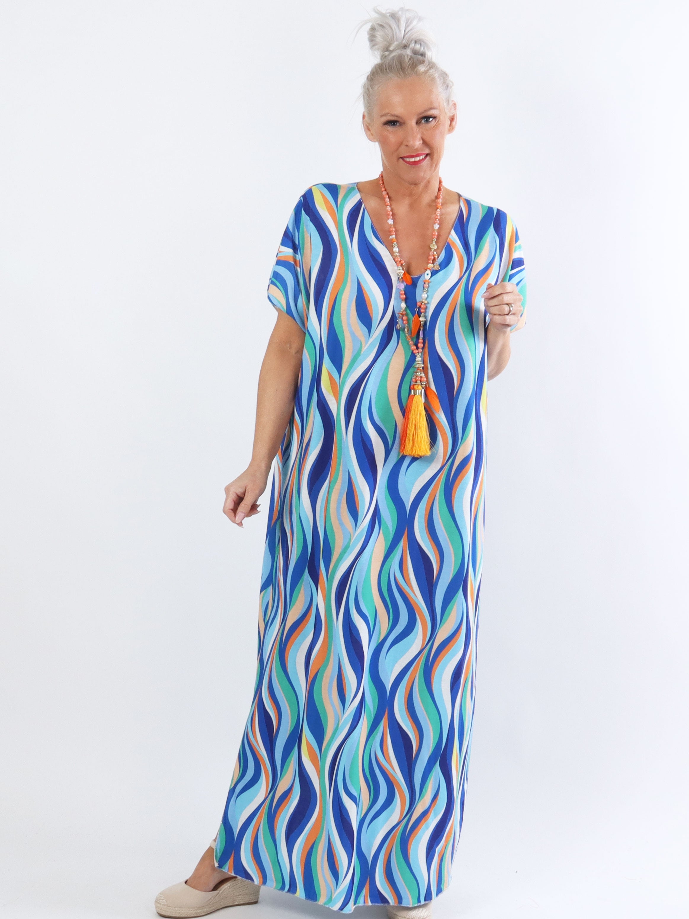 Kirsa long - Lang blød plus size i flerfarvet stof